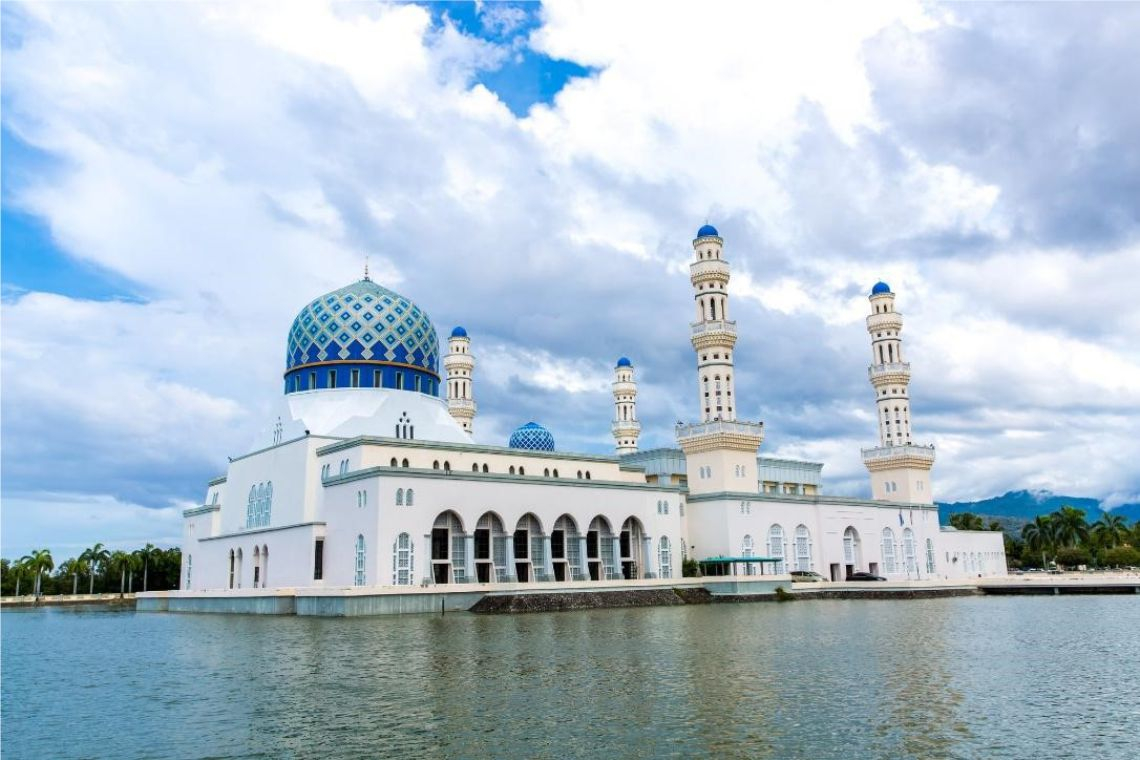kota-kinabalu-mosque-Sabah-s